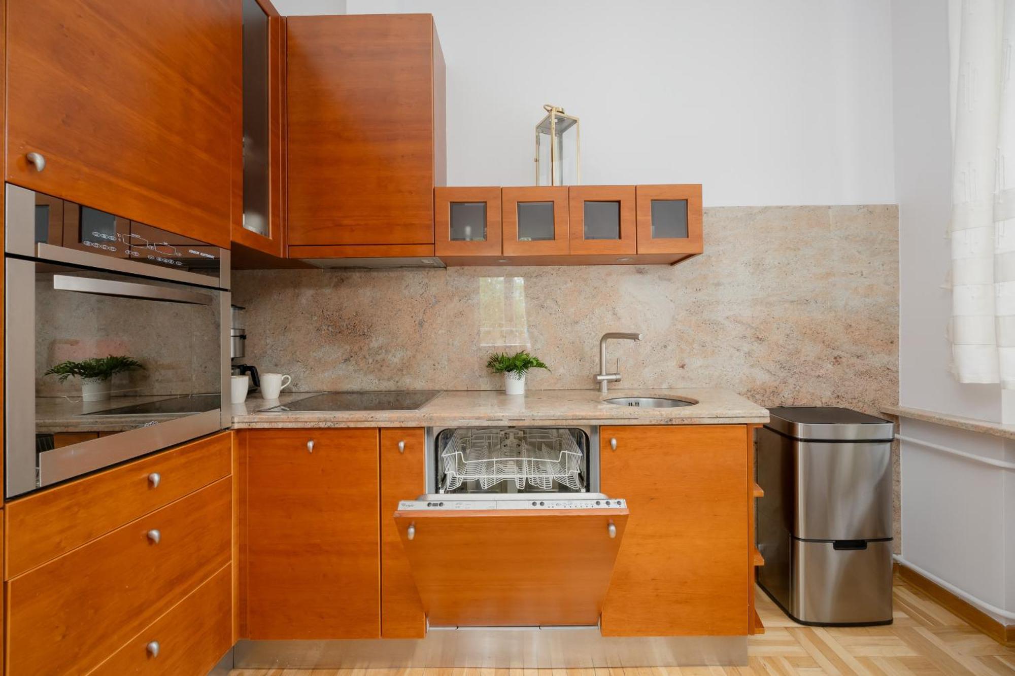 Elegant Filtry With Parking In By Renters * Warschau