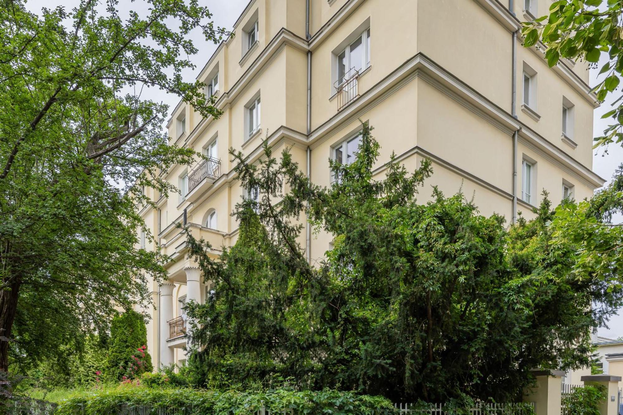Elegant Filtry With Parking In By Renters * Warschau